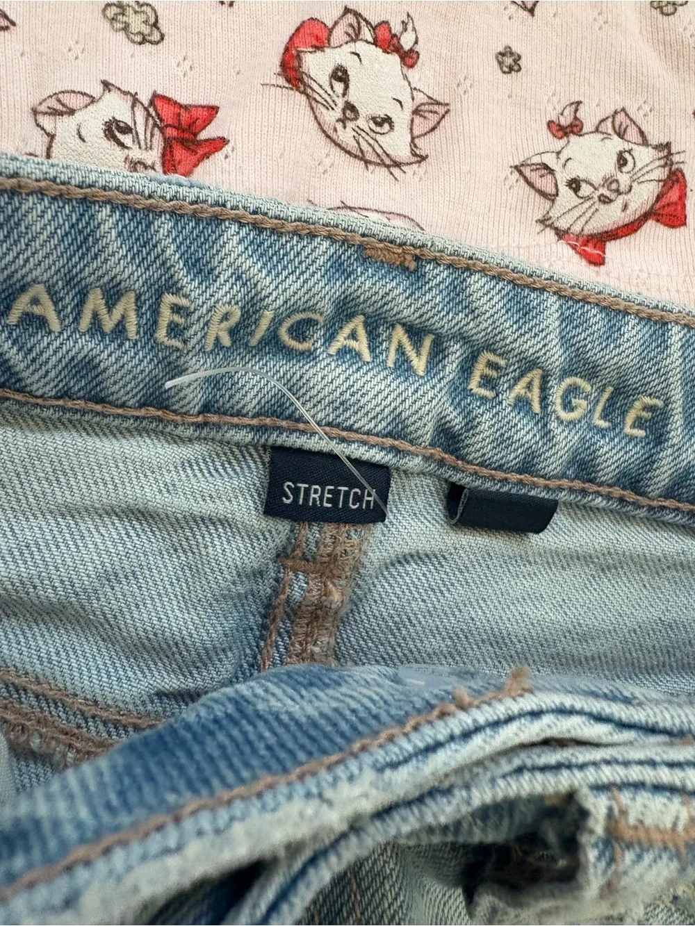 Disney Marie Tee 10/12 & Light Wash Denim American eagle skirt XS 000